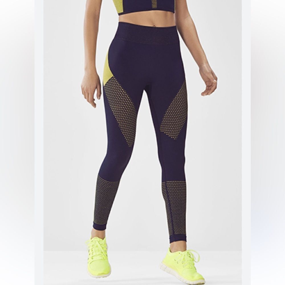 Demi Lovato Fabletics Seamless High-Waisted Statement Leggings Women’s Medium